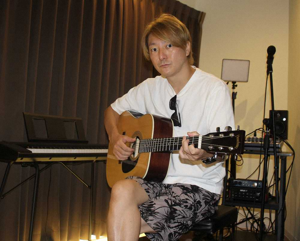 作詞、作曲に楽曲プロデューサーを務めた松隈ケンタ