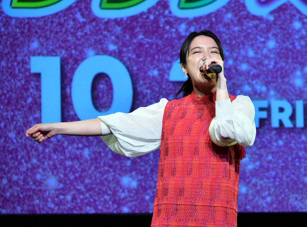 【画像・写真】上白石萌音、ウエンツ瑛士とボイトレの先生が一緒　“共演”に喜び「一緒に歌えるなんて」