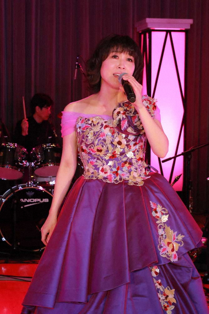 【画像・写真】デビュー25周年の水森かおり　応援感じながら配信コンサート