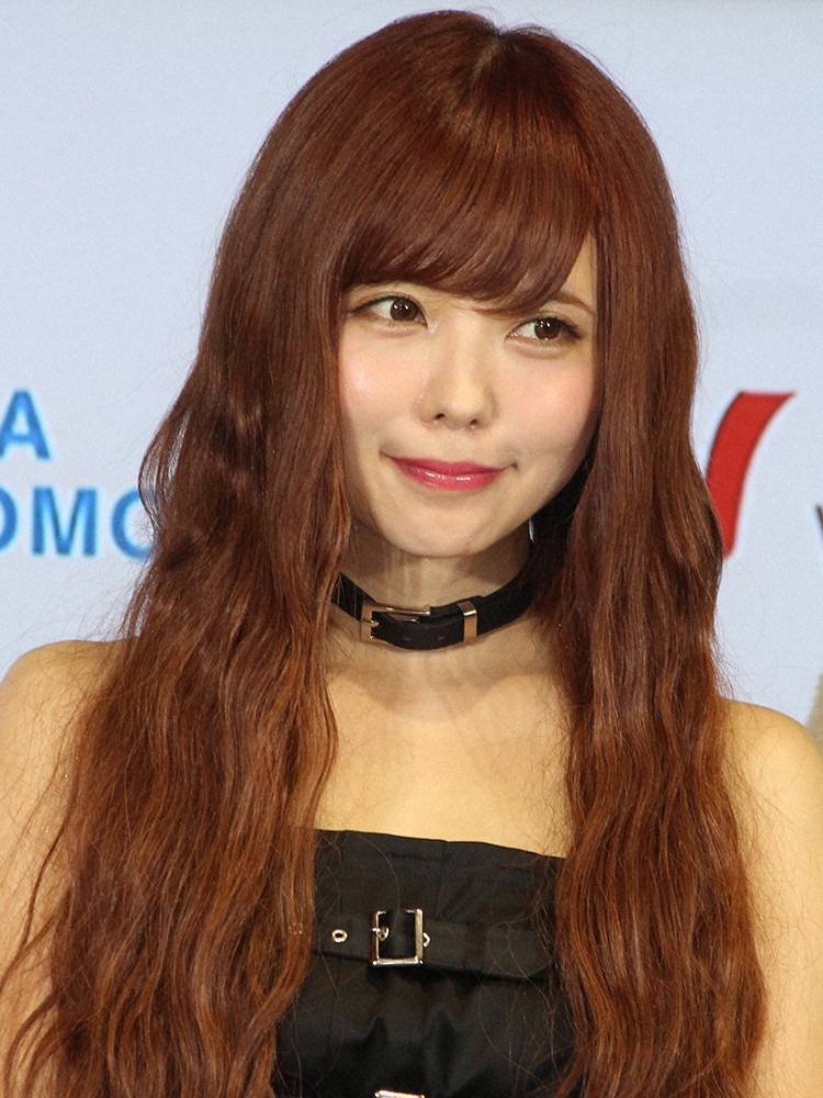 【画像・写真】きゃりーはショートボブ、益若つばさはマッシュショートに…ファン「はやり？」