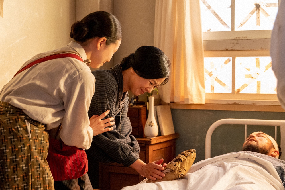 【画像・写真】【明日10月19日のエール】第91話　音、入院中の岩城を見舞う　裕一は劇作家・池田の依頼も心動かず