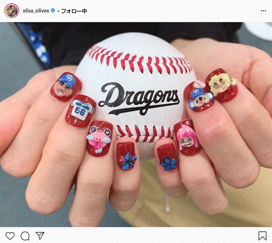 【画像・写真】LiSA、魅せた…ドラゴンズ＆鬼滅愛の鮮やかネイルアートで始球式「ビッシーも連れて全力投球」