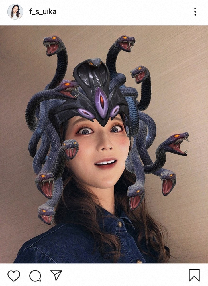 【画像・写真】ウイカ　メデューサ風ショット披露に反響「違和感なさすぎてビックリ」「石になってもうた」