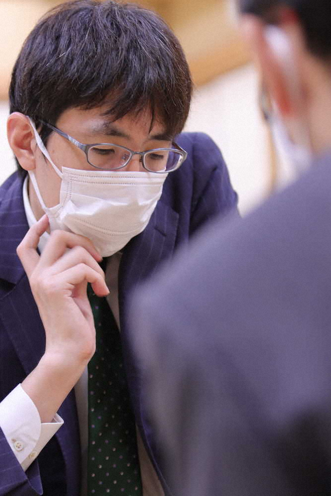 【画像・写真】広瀬八段、2勝目　リーグ残留争いで藤井2冠に並ぶ　王将戦挑決L