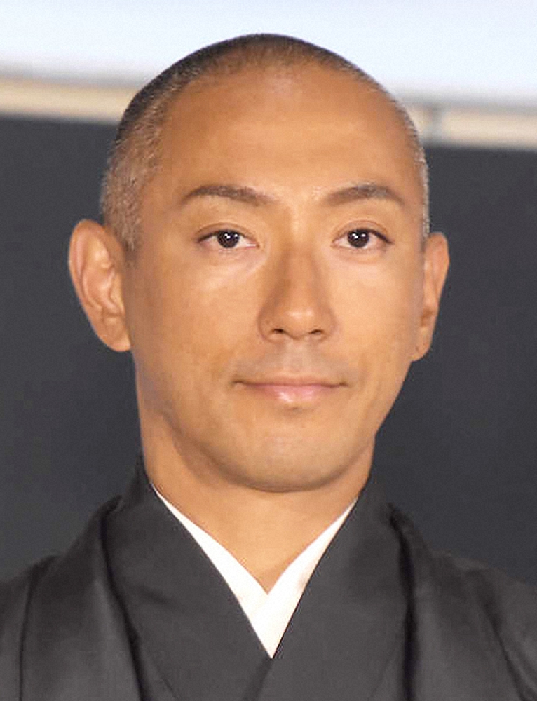 【画像・写真】海老蔵　藤十郎さんを追悼「素敵な大先輩で憧れ」