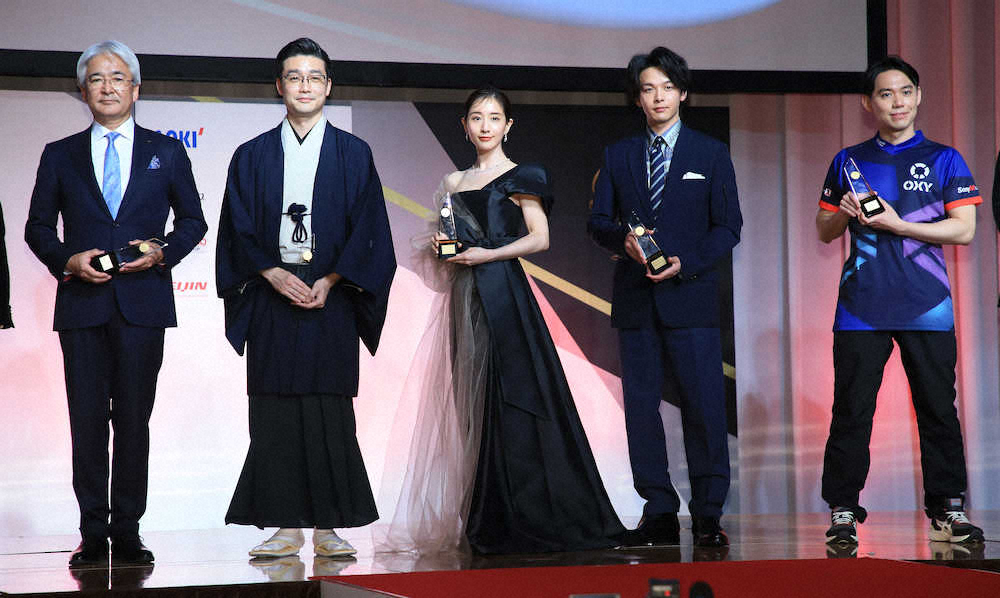 【画像・写真】田中みな実、男性との食事の時の服装は…「あまり気合は入れません」