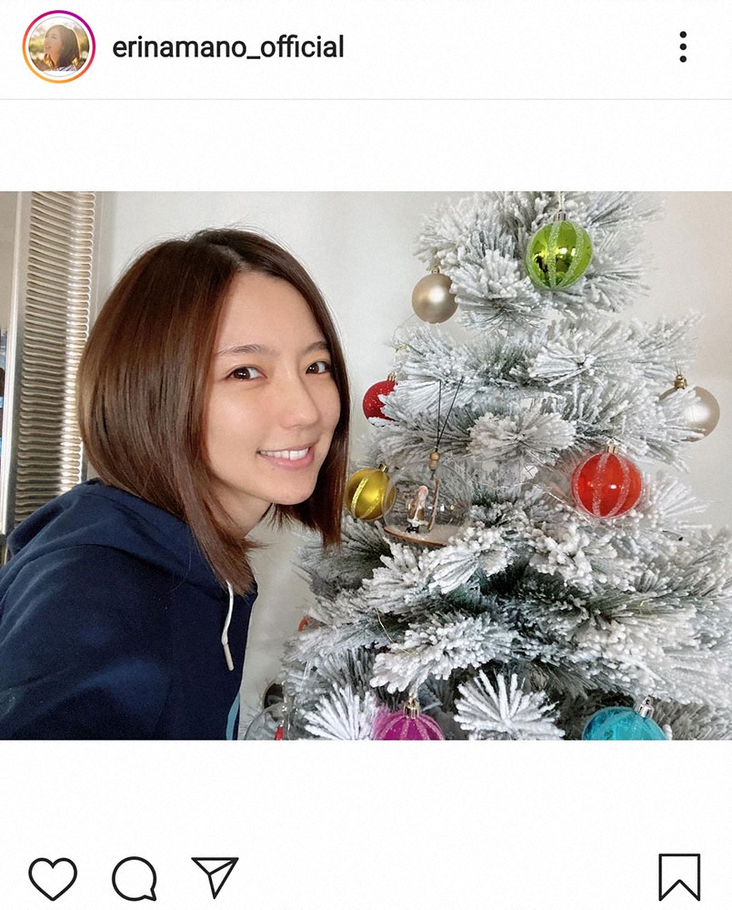 【画像・写真】真野恵里菜「ついに我が家にクリスマスツリーが」　ナチュラルな表情に反響「真野ちゃんのほうがキレイ」