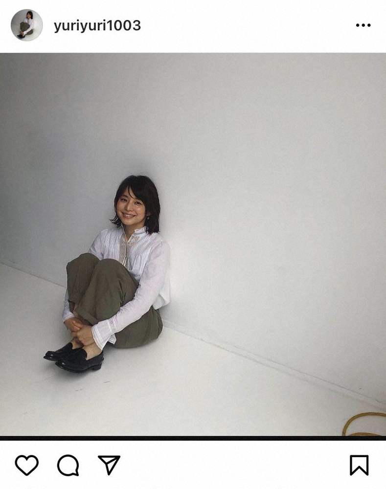 【画像・写真】石田ゆり子　「素の自分に近い」新プロフィル写真に「笑顔がいいね」「かわいさ満点」