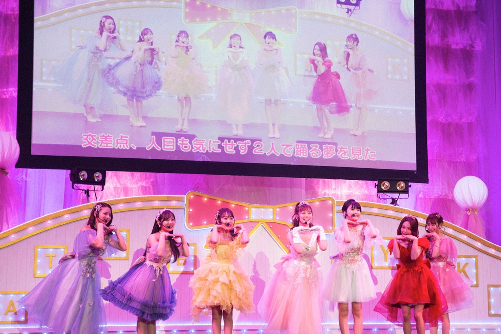 【画像・写真】渡辺美優紀がクリスマスライブ  ミニスカ衣装にファン歓喜