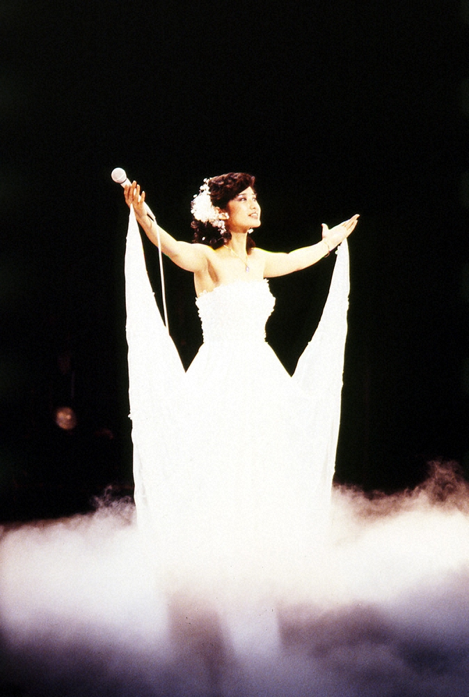 1980年10月5日に日本武道館で行われた山口百恵さん最後のコンサート（C）NHK