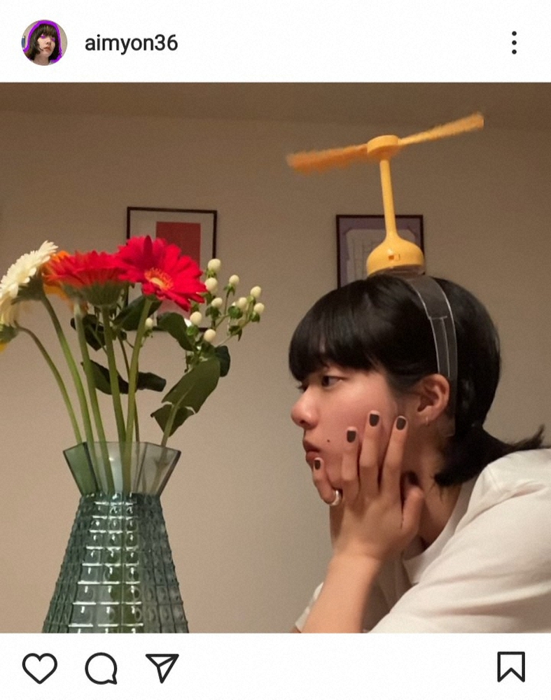 【画像・写真】あいみょん　タケコプター装着！頭の上でクルクル…　ファン「メタ可愛い」「シュール」