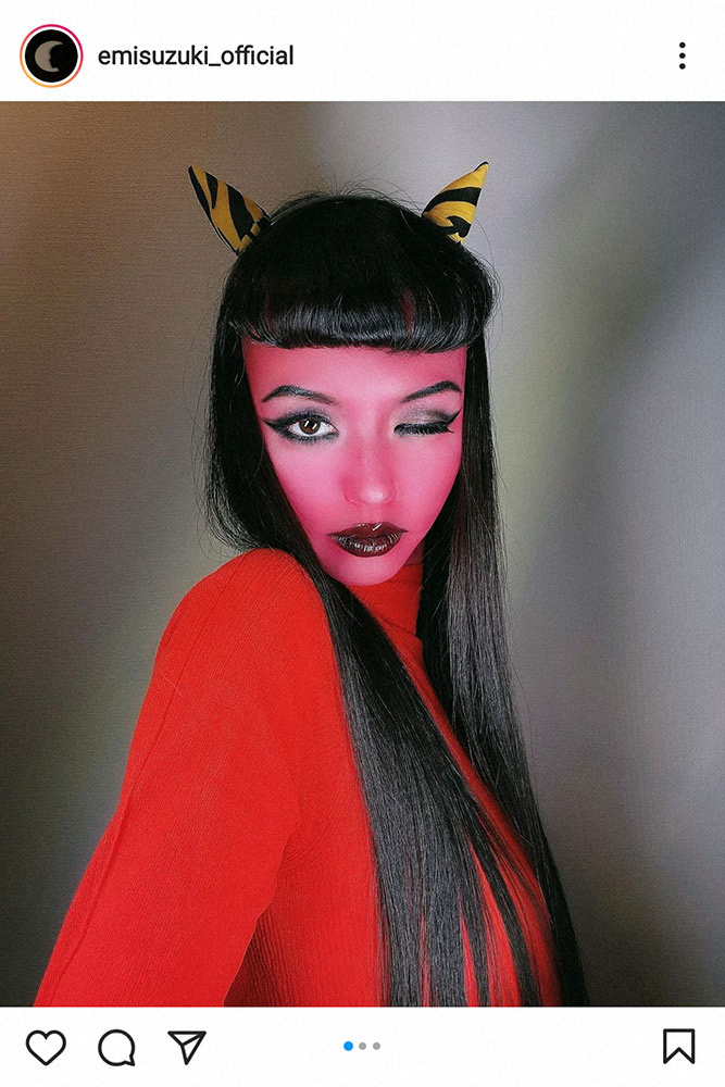 【画像・写真】鈴木えみ　ガチな赤鬼コスプレも愛娘は塩対応　ファン「凄すぎ」「鬼でさえファビュラス」