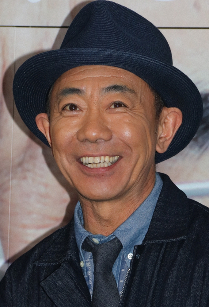 木梨憲武 爆問 太田らと記念撮影 ガチャガチャコンビ に 最高に面白い 笑い止まりません スポニチ Sponichi Annex 芸能