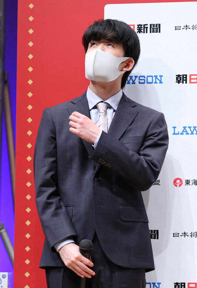 【画像・写真】朝日杯準決勝　藤井2冠、渡辺王将に逆転勝利　決勝で三浦九段と激突