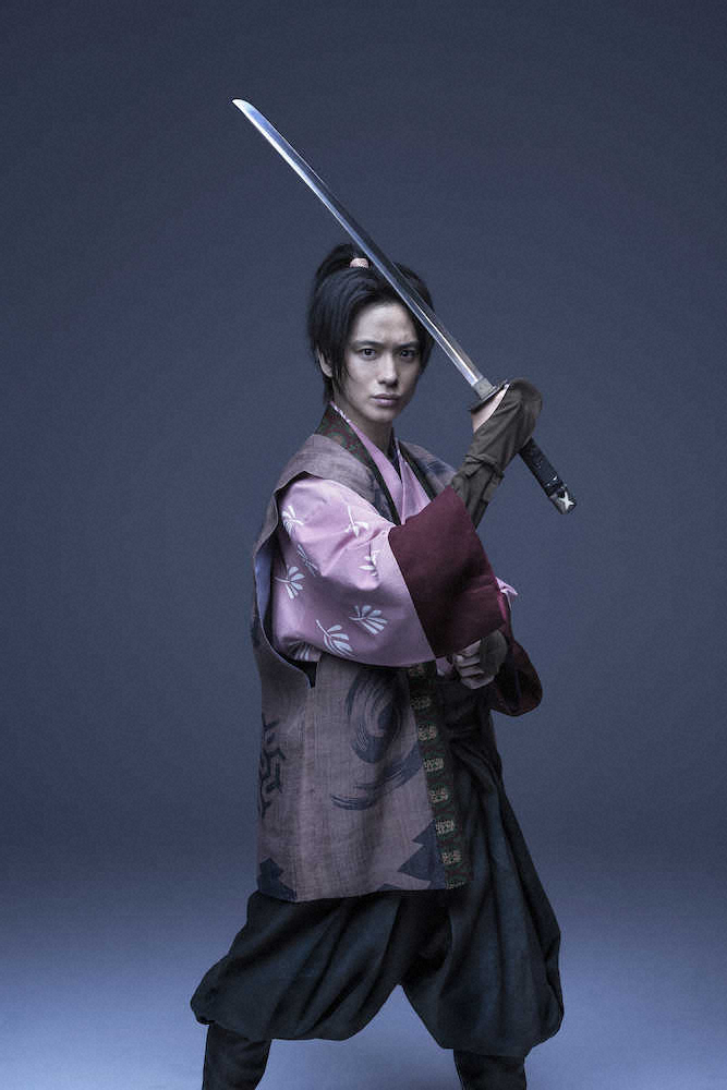 【画像・写真】A.B.C―Z戸塚祥太　殺陣の稽古に苦戦!?「筋肉もいろんな所が反応して痛い」