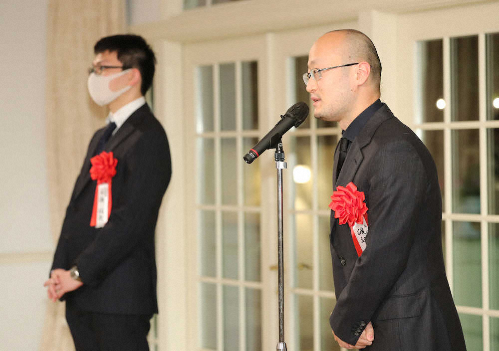 【画像・写真】防衛か、反撃か？渡辺王将「新しい気持ちで」永瀬王座「精神論より技術論」　王将戦第4局レセプション