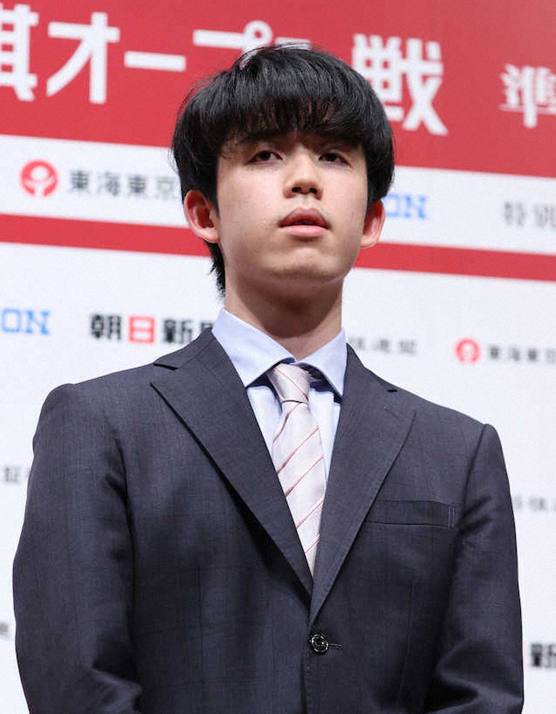 【画像・写真】藤井2冠、高校を自主退学「将棋に専念したい」　対局は平日多く通学困難に