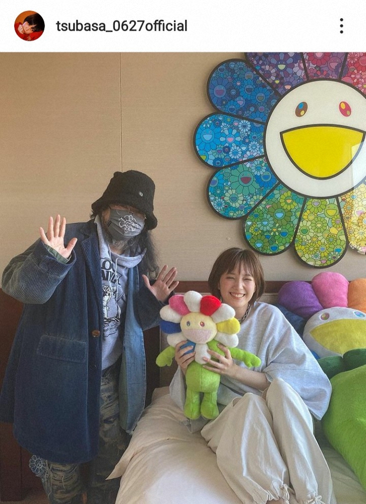 【画像・写真】本田翼　村上アートのパジャマ姿＆ピースサインにファン興奮「最強です」「超かわいい」