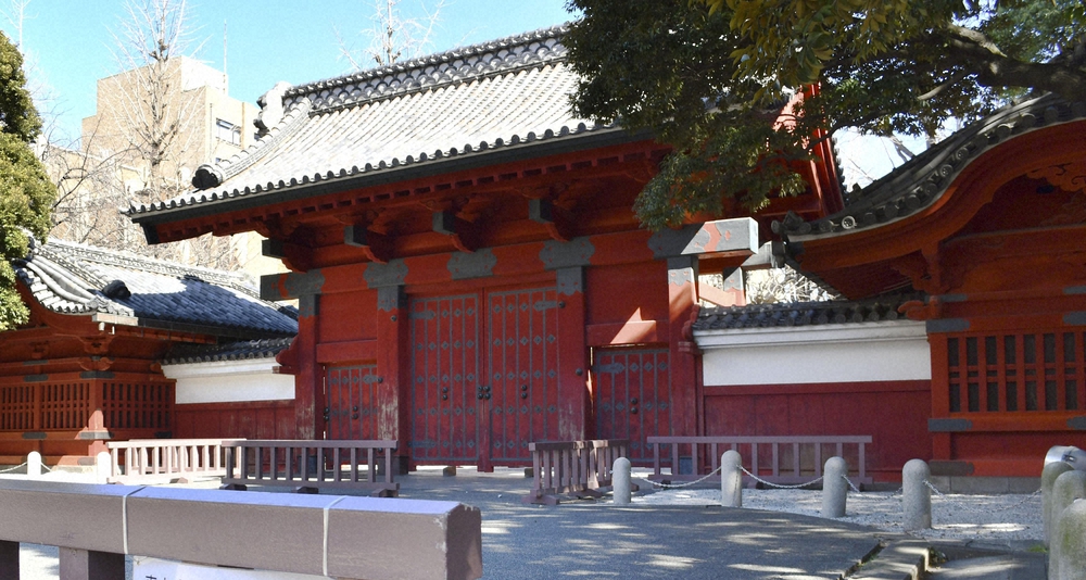 東大本郷キャンパスのシンボル「赤門」