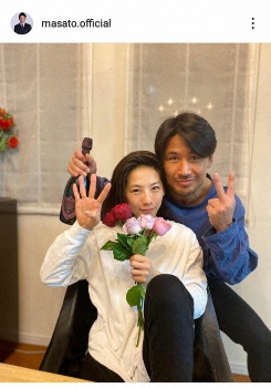 魔裟斗 左 と妻の矢沢心 スポニチ Sponichi Annex 芸能