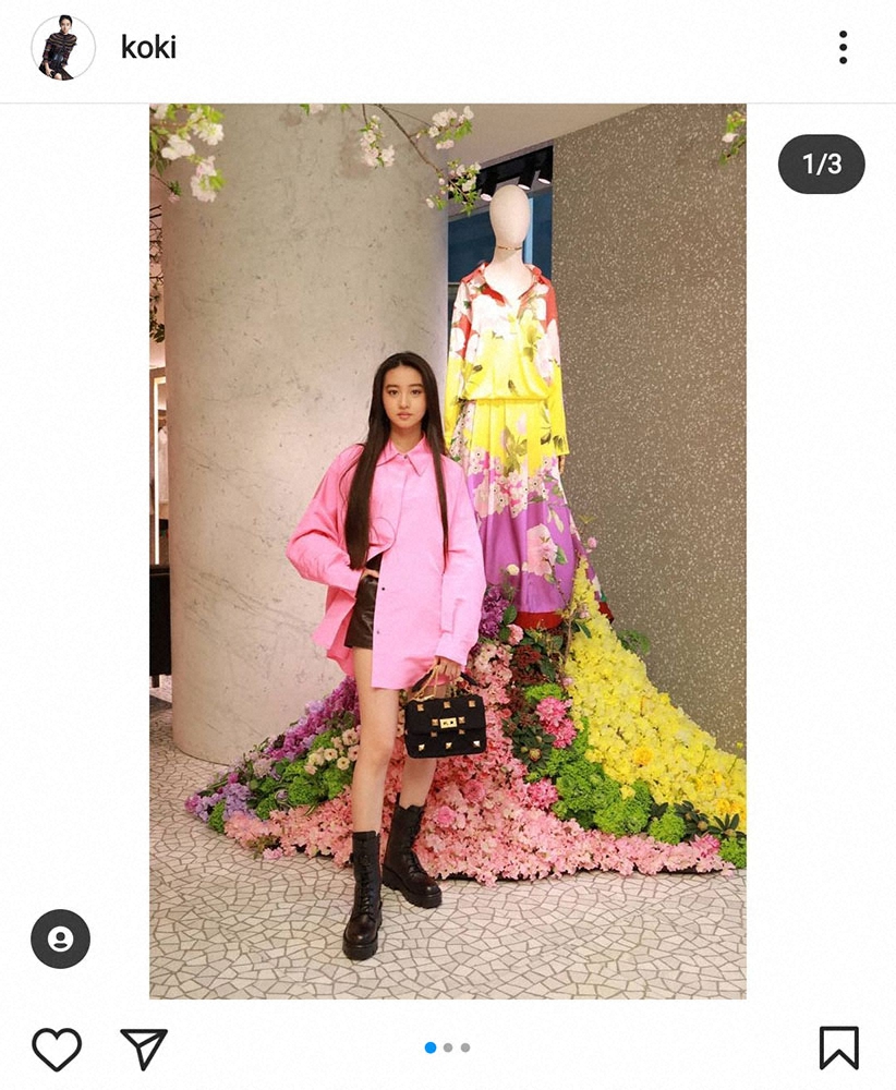 【画像・写真】冨永愛　ヴァレンティノでさすが貫禄のポージング！ファンもため息「圧巻」「妖艶」