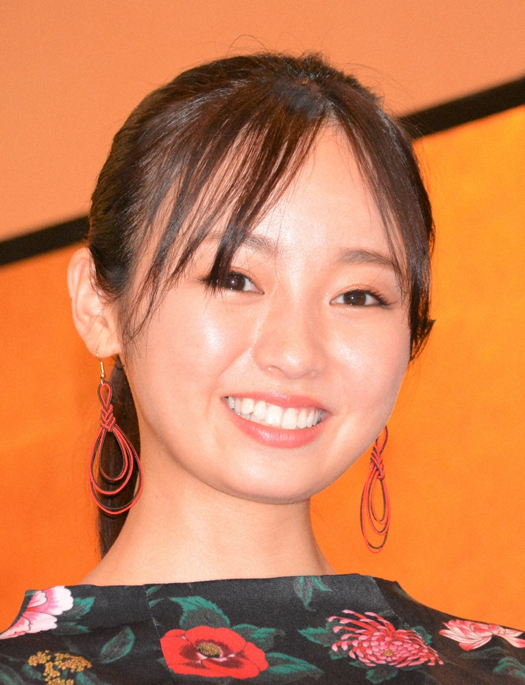 【画像・写真】元ユーチューバー「ワタナベマホト」容疑者、婚約者・今泉佑唯の目の前で逮捕