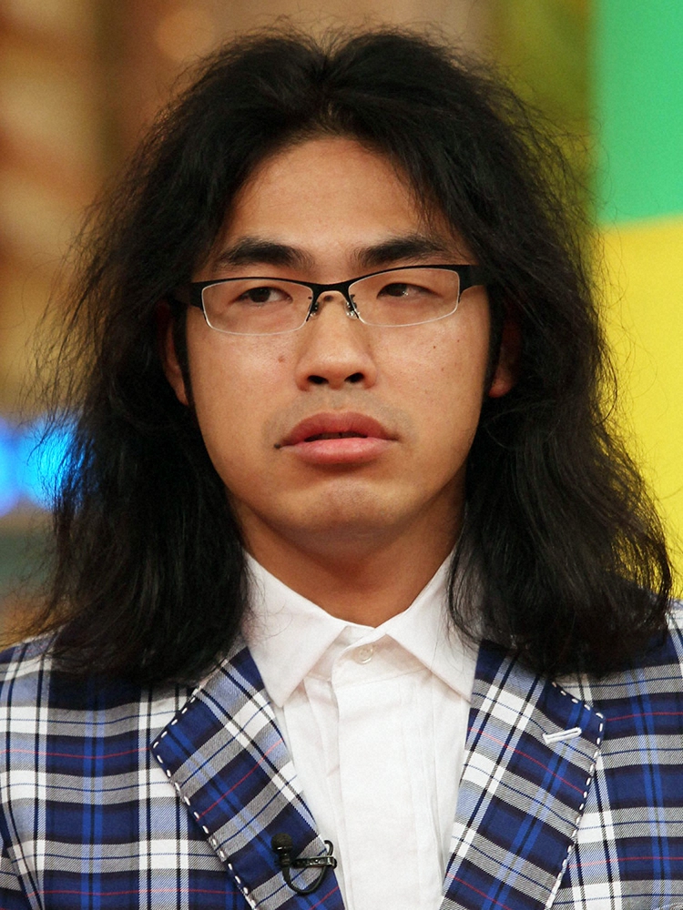 【画像・写真】ロッチ中岡「桜を満足に楽しめていない皆様へ」　優雅なショットに反響「良い顔」「平和で素敵」