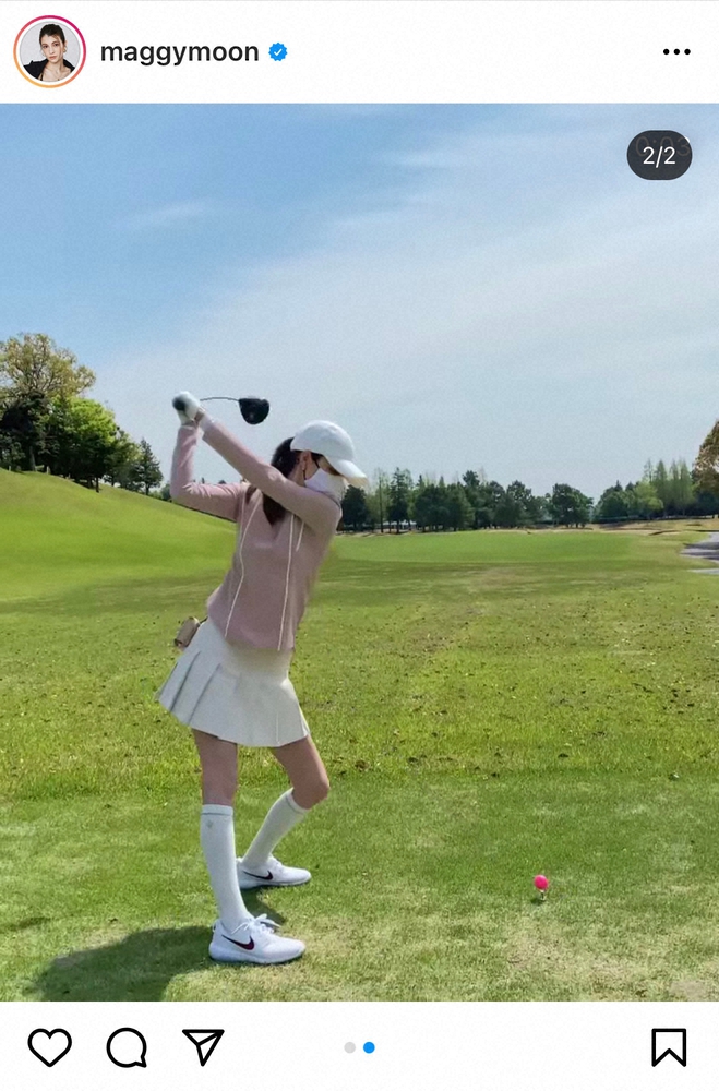 【画像・写真】マギー、ミニスカートのゴルフウエア姿　華麗ドライバーショット披露に「力強い」「プロみたい！」