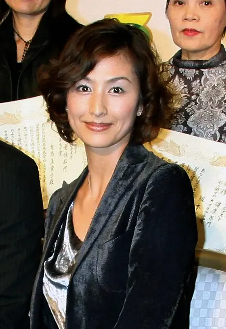 【画像・写真】亜希　「硬い系の時はお弁当箱二つに」鶏から山盛り弁当にフォロワー「美味しそう」「愛情たっぷり」