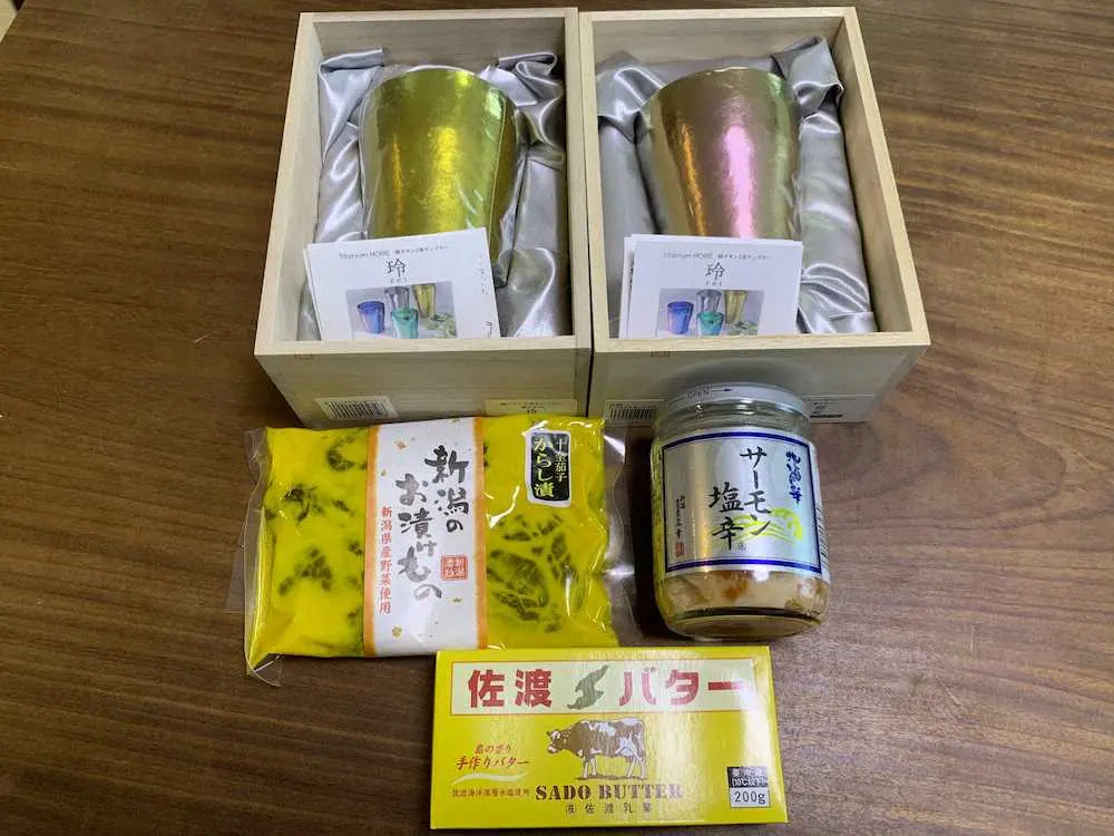 【画像・写真】人気のサーモン塩辛ほか