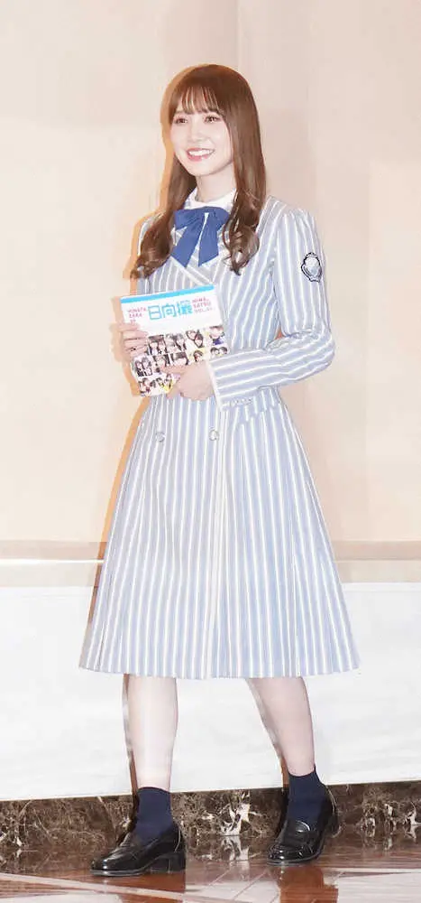 【画像・写真】日向撮しか勝たん!佐々木久美「460点満点中460点」メンバー22人撮影の写真集大好評