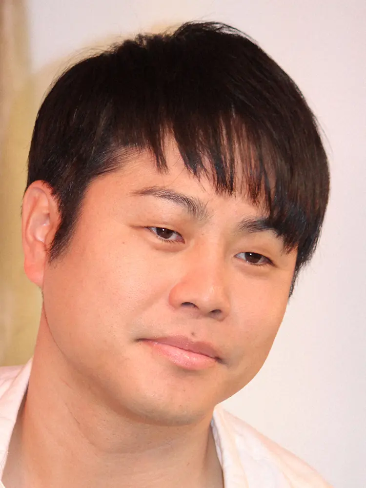 【画像・写真】ノンスタ井上　「赤色大好き」真っ赤なサンダル姿披露　「センスいい」「お揃いで欲しい」の声