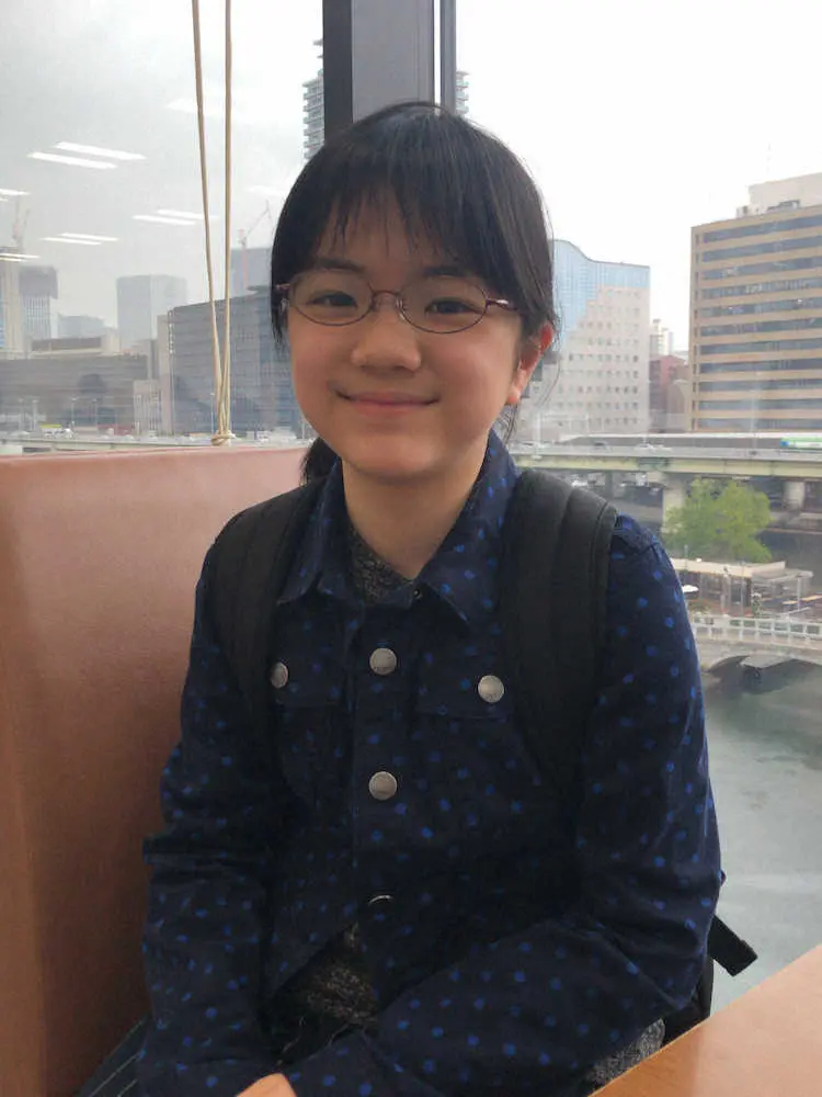 【画像・写真】仲邑菫二段　史上最年少12歳1カ月で4強進出　女流立葵杯本戦で小西八段に勝利　タイトル挑戦あと2勝