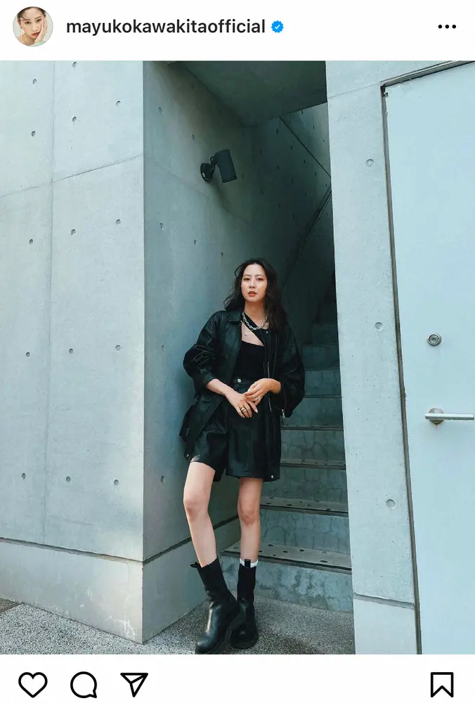 【画像・写真】河北麻友子　全身ブラックコーデ披露　黒ショーパンからの美脚に「セクシー」「美脚すぎる」