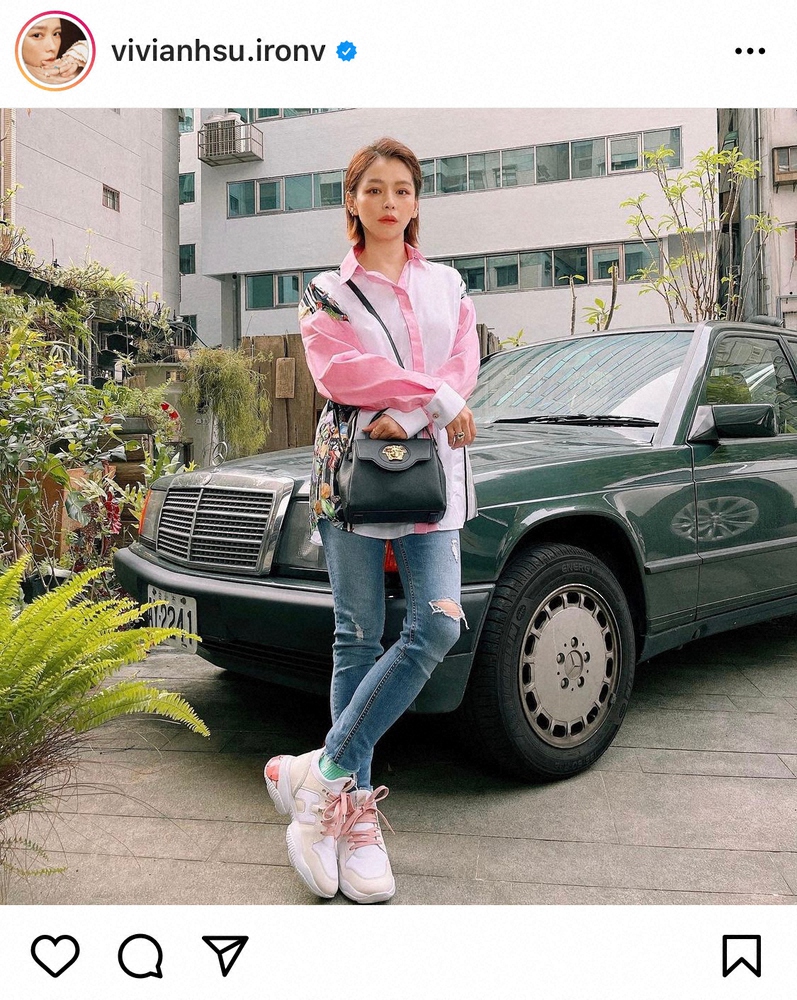 ビビアン スー公式インスタグラム Vivianhsu Ironv より スポニチ Sponichi Annex 芸能