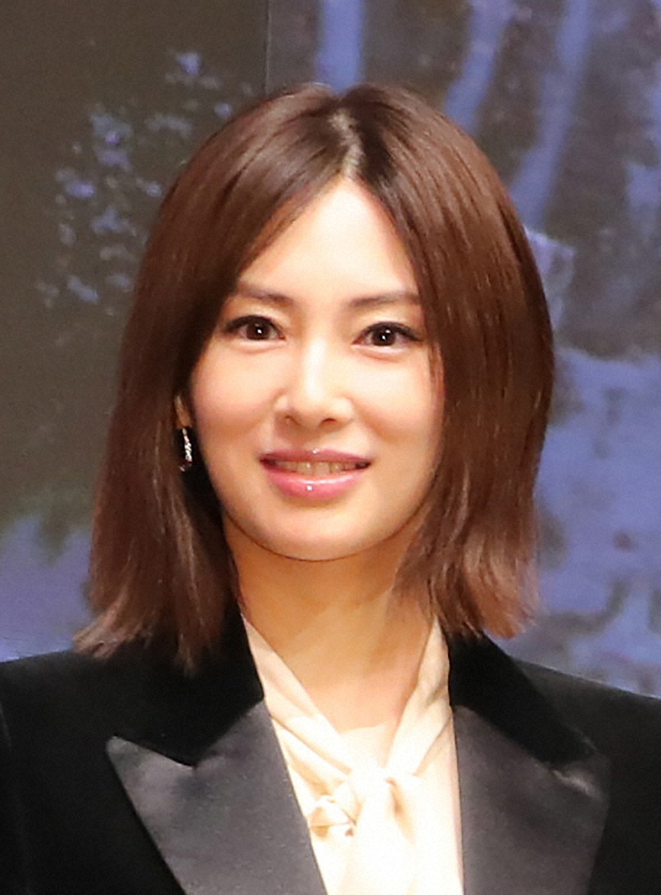 北川景子の 世に出ないのは勿体なさ過ぎる 美しすぎる花嫁 姿公開にファンため息 尊い うっとり スポニチ Sponichi Annex 芸能