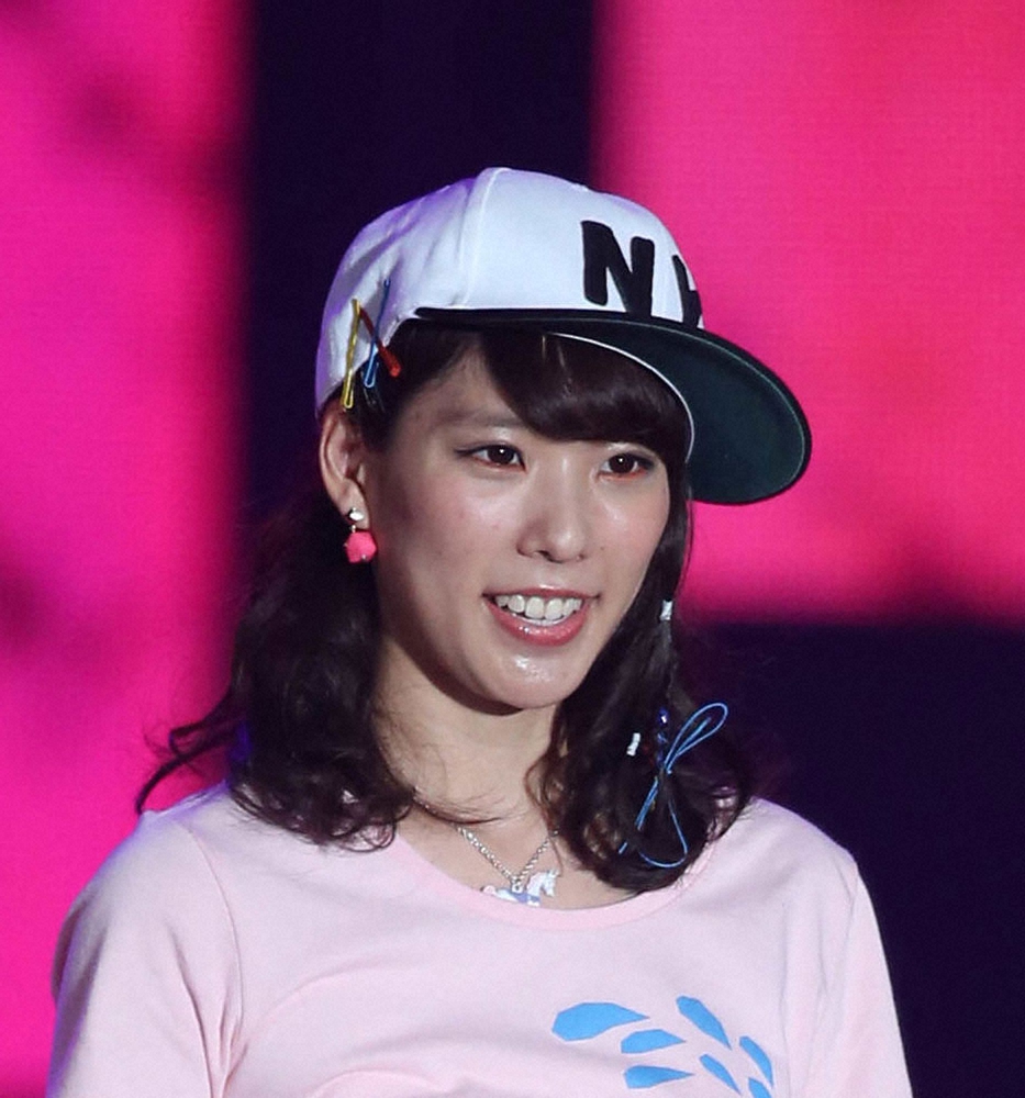 布川桃花 ふっくらお腹の臨月ショット マタニティーコーデ公開に オシャレでかわいすぎる スポニチ Sponichi Annex 芸能