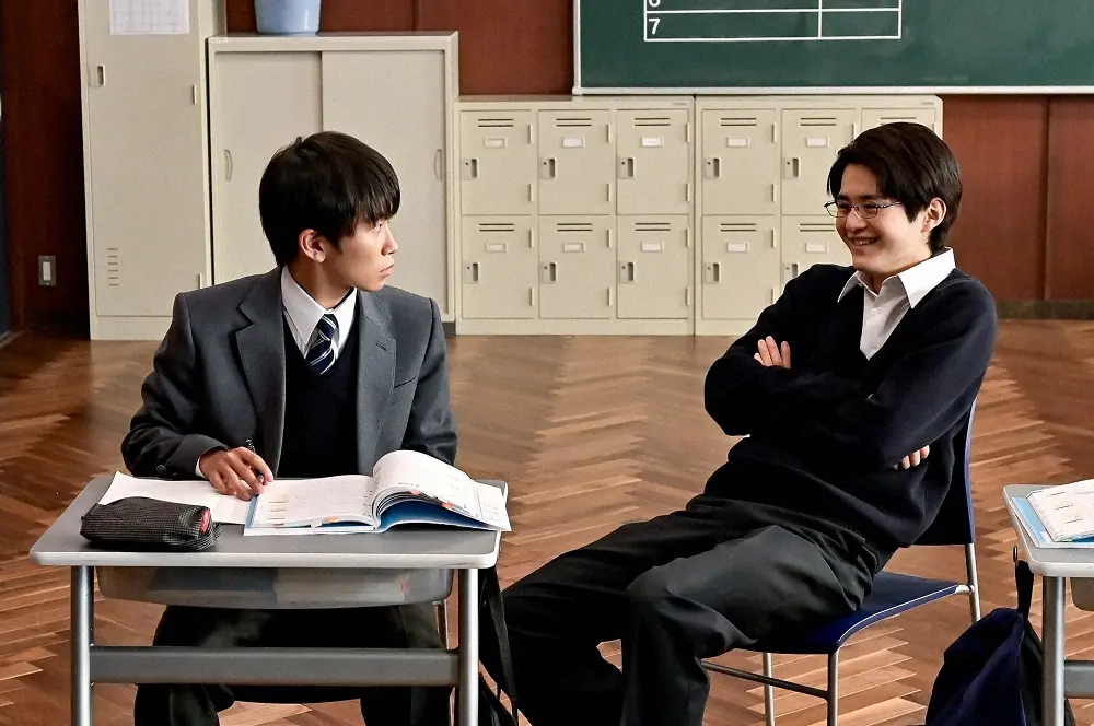 【画像・写真】日曜劇場「ドラゴン桜」第3話。東大専科の天野（加藤清史郎）を冷やかす藤井（鈴鹿央士）（C）TBS