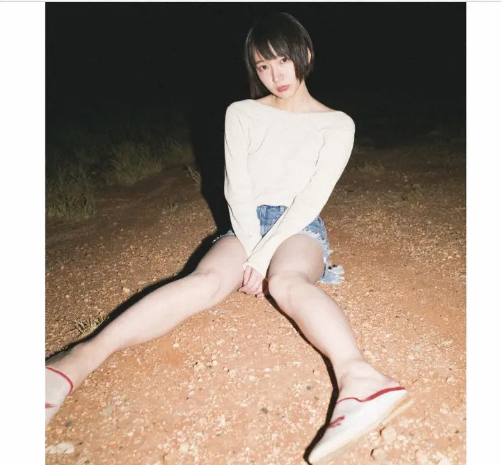 【画像・写真】吉岡里帆　ショートへア＆ショーパン姿公開に「髪切ったの？」「キュンです」「美しすぎる」