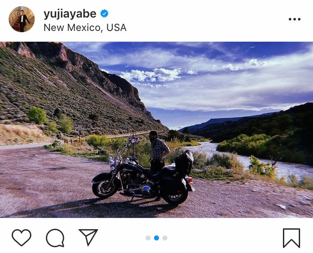 【画像・写真】ピース・綾部　ハーレーでニューメキシコを快走　「バイク気持ちよさそう」「かっこいい!」の声