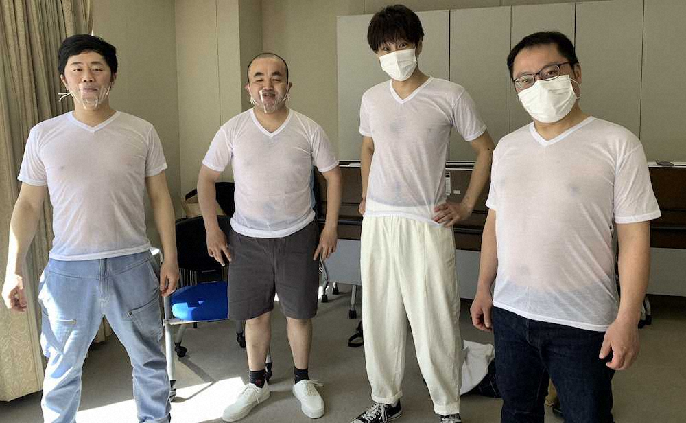（左から）吉田裕、多和田上人、伊丹祐貴、滝見信行の吉本新喜劇4人組「千日前YTTI’s」をよろしく！