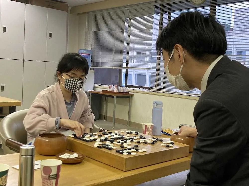 【画像・写真】仲邑菫二段、棋聖戦Cリーグ初戦は敗戦　史上最年少のリーグ入りも半年ぶりの連敗