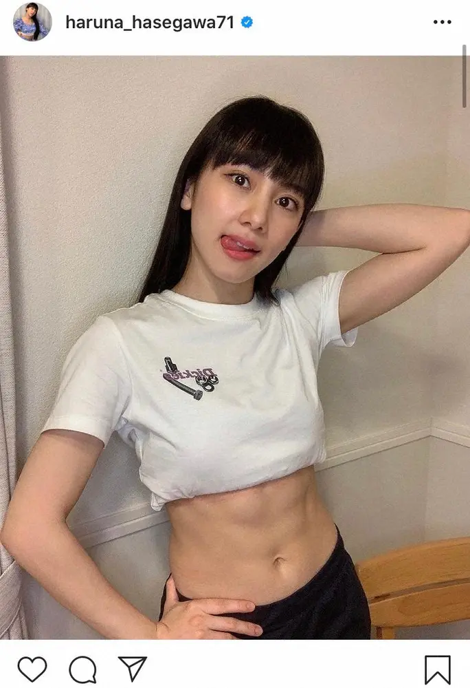 【画像・写真】長谷川晴奈“舌出しショット”で6つに割れた腹筋披露　「凄い腹筋ですね」「魅力的すぎ」の声