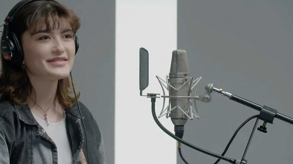 【画像・写真】ELEA　14歳トリリンガル、英語の自作曲で勝負　日英仏3カ国語操り作詞作曲