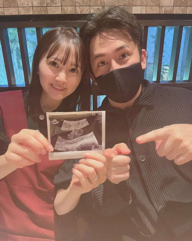 【画像・写真】グラビアタレント・浜田翔子が第1子妊娠　夫婦ツーショットで発表