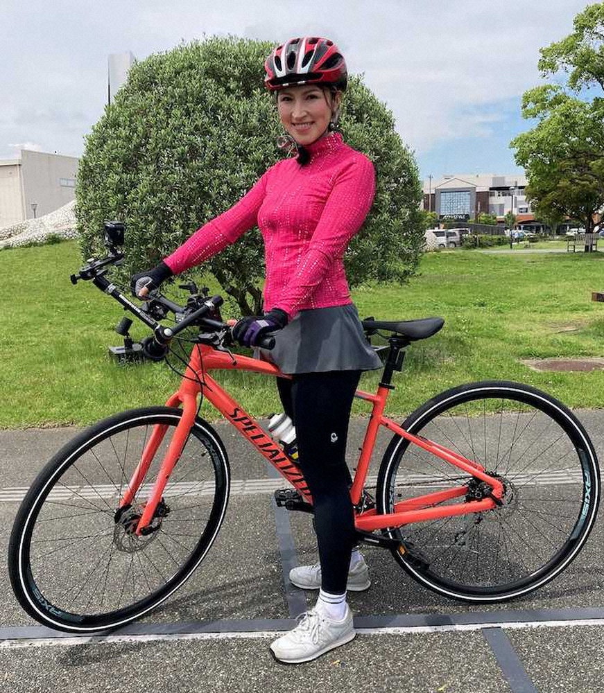 【画像・写真】テレビ大阪　ウーデン・ジェニファー・里沙アナ　秋田から4月に移住「大阪のことをもっと知りたい」