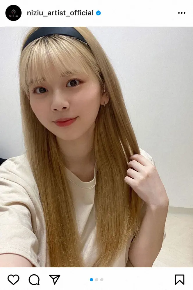 【画像・写真】NiziU・RIKU　金髪ロングのカチューシャ姿に「宇宙一似合ってる」「可愛すぎる」「最強」の声