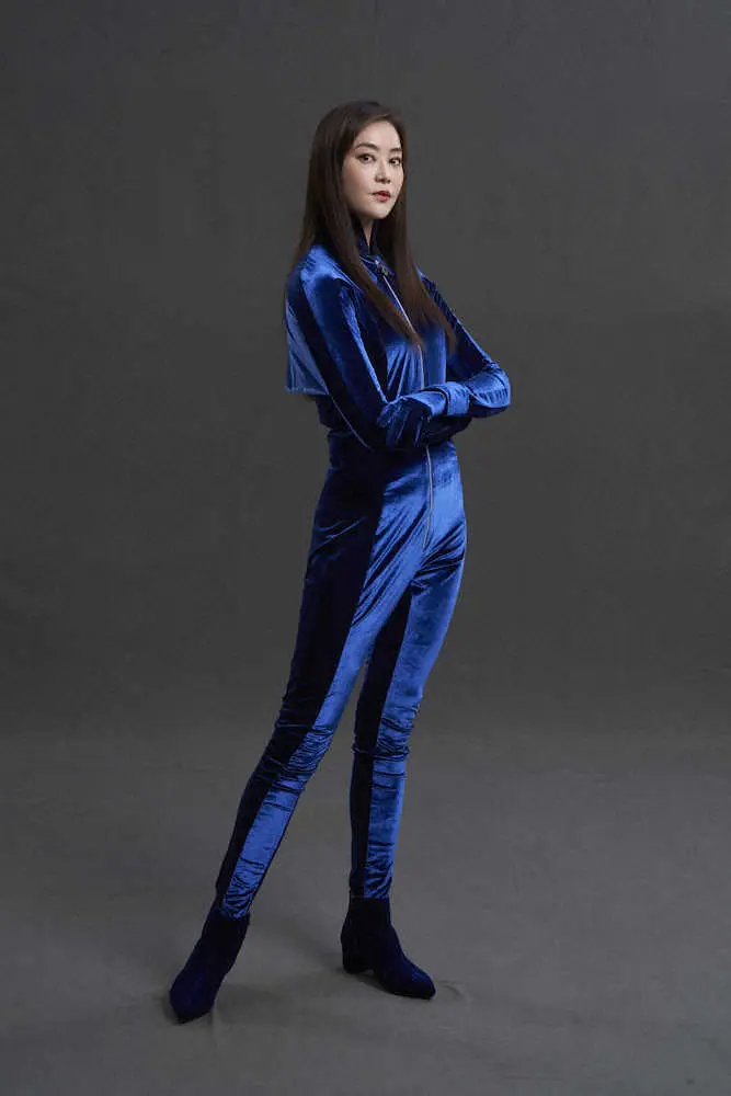 【画像・写真】観月ありさ　泥棒スーツで奮“盗”、深キョン主演「劇場版　ルパンの娘」に“友情出演”