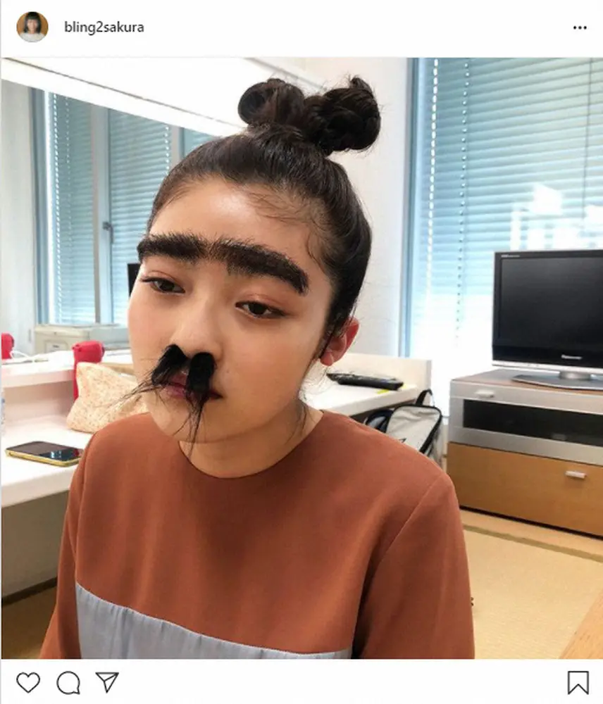 【画像・写真】井上咲楽　衝撃の太眉&鼻毛ボーボー画像公開　「準備している時間が心から楽しく」