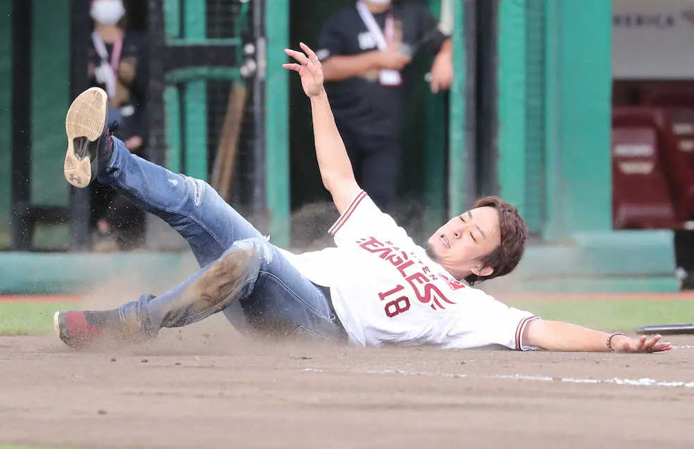 【画像・写真】ファンキー加藤自虐「敗戦処理シンガー、出番です」　楽天の試合後ライブでジンクス破れず6戦全敗